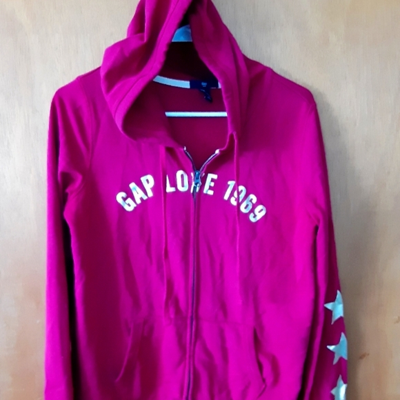 GAP Jackets & Blazers - Gap Star sweater